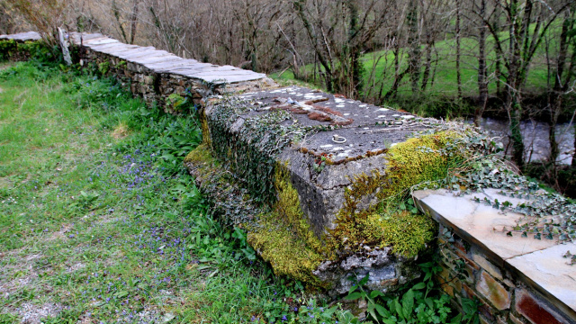 Igrexa de Mosteiro e banzado