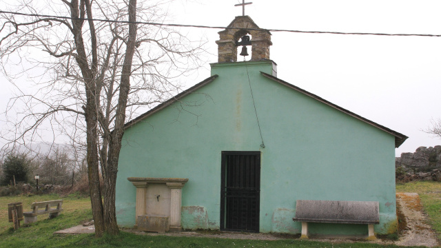 A Lagúa. Charca e capela
