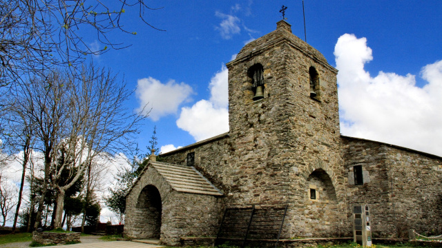 Santuario Santa María A Real do Cebreiro